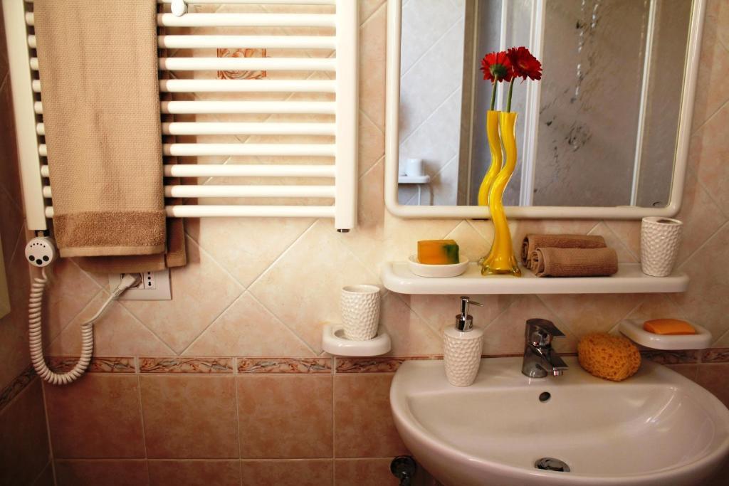 Airone Bianco Residence Village Лидо-делле-Национи Номер фото